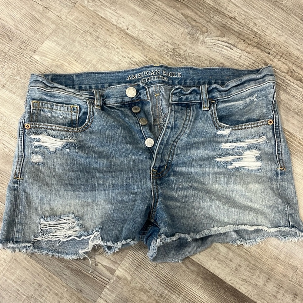 American eagle size 10 button up shorts